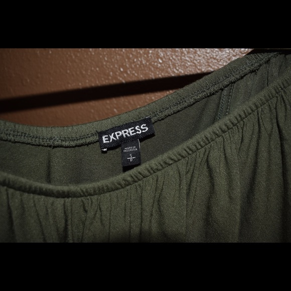 Express Off The Shoulders Olive Green Top - Picture 4 of 4